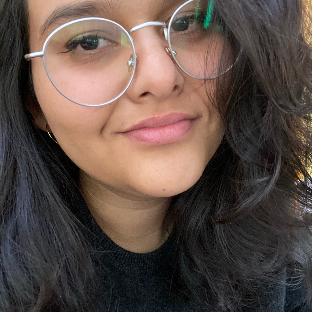 Meet your Posher, Laura